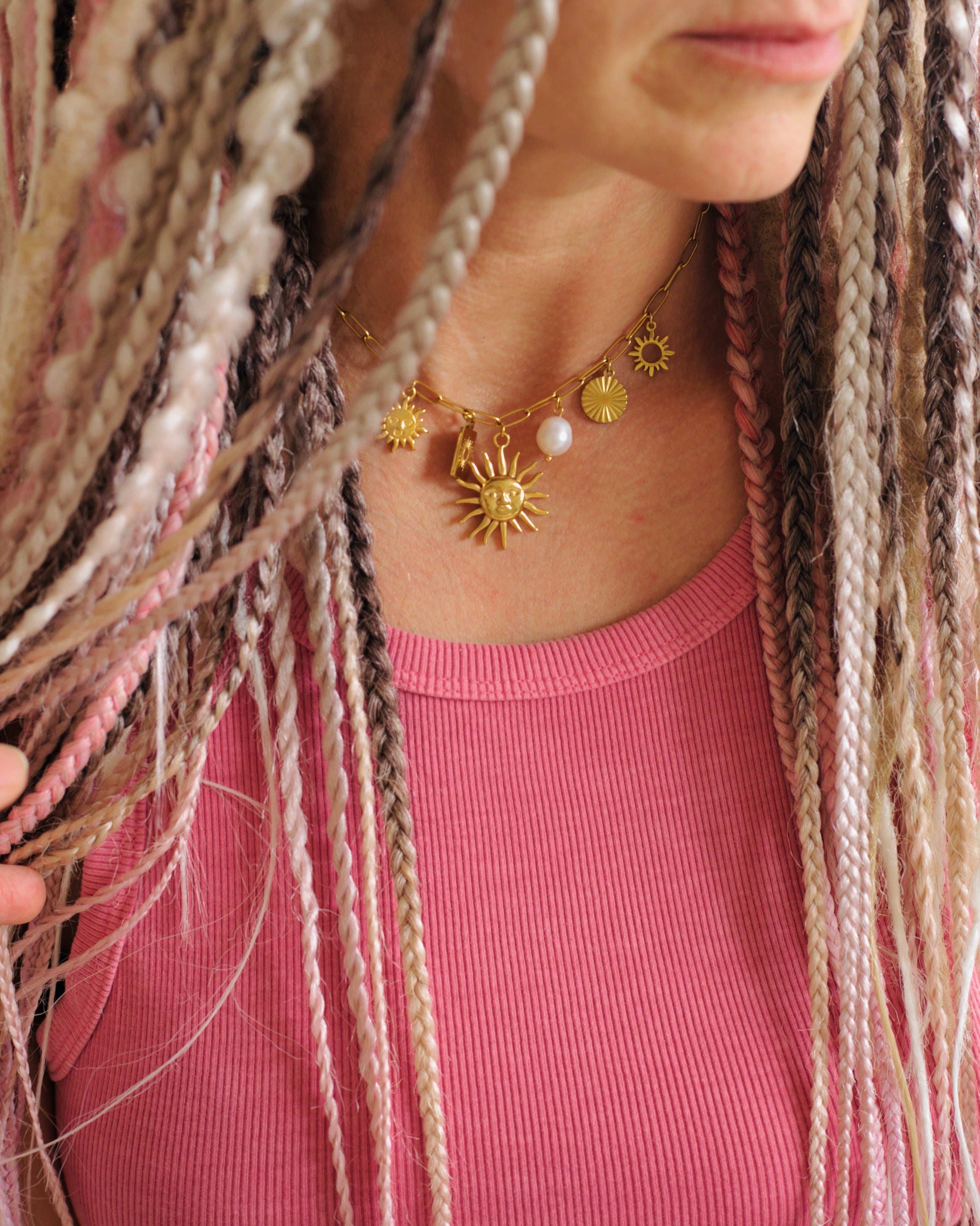 Charm Necklace 'Sun Lover' in Gold - Preorder Now