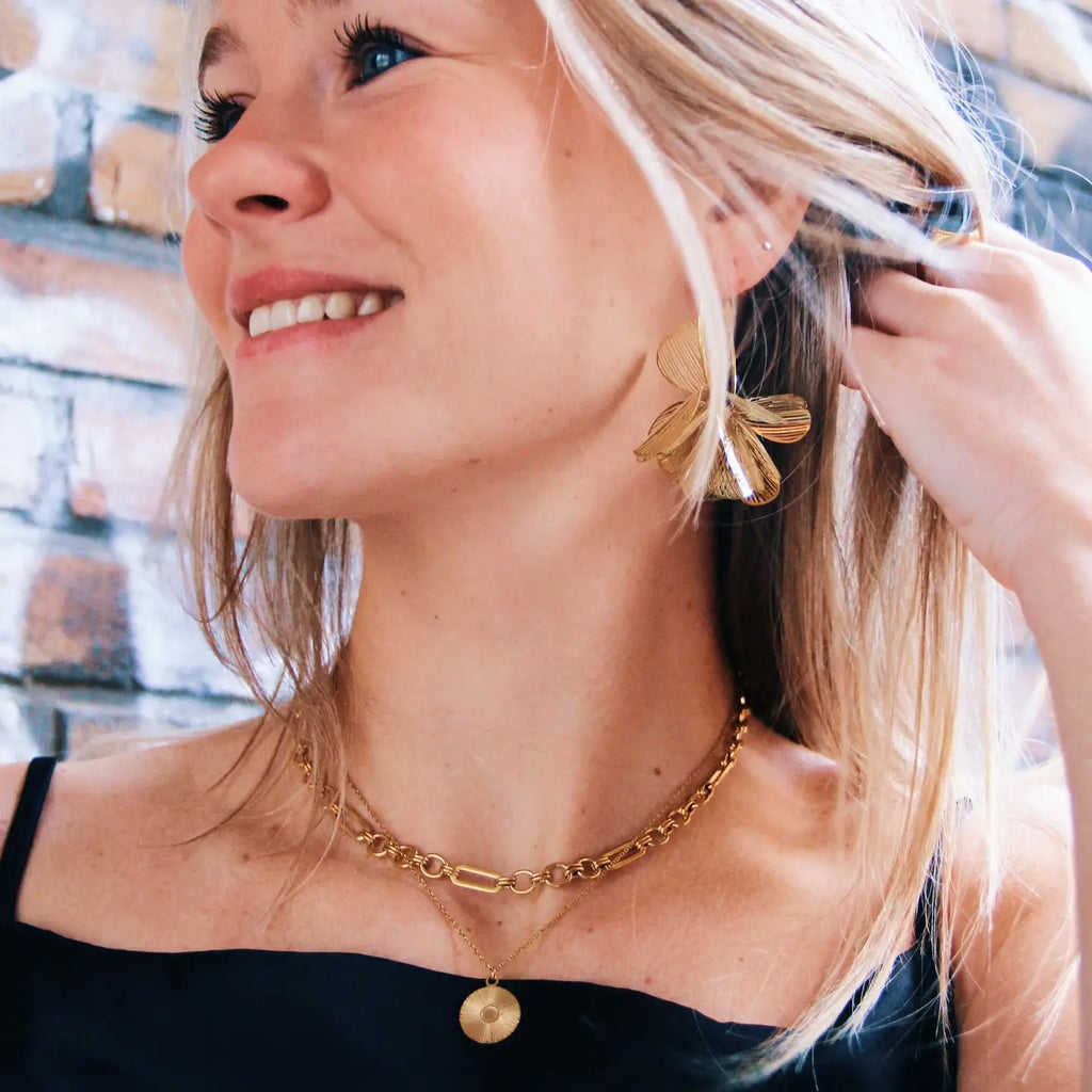 Fine Earrings with Graceful Flower Leaves in Gold - Preorder Now