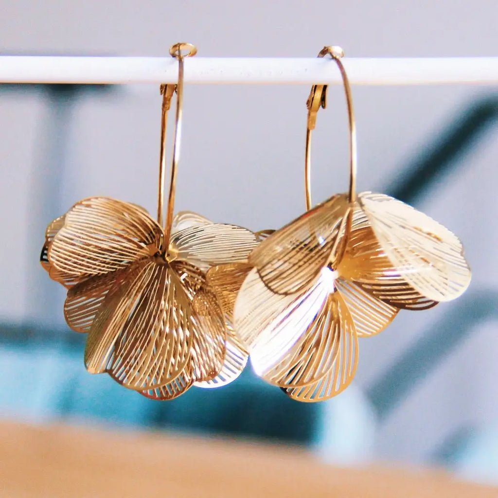 Fine Earrings with Graceful Flower Leaves in Gold - Preorder Now