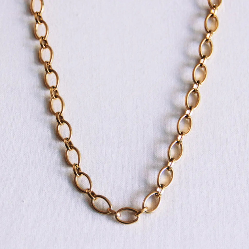 Oval Linked Necklace in Gold
